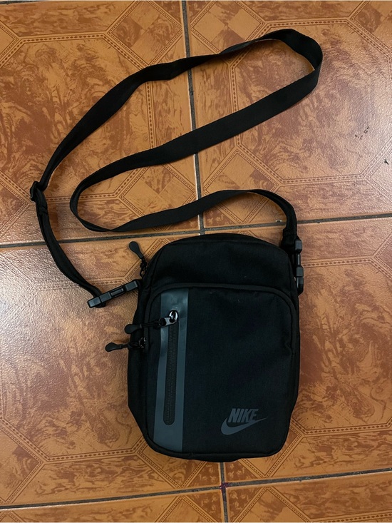 Nike Other - Nike Black Small Crossbody Belt Bag